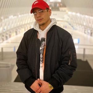 Meet your Posher, Juan